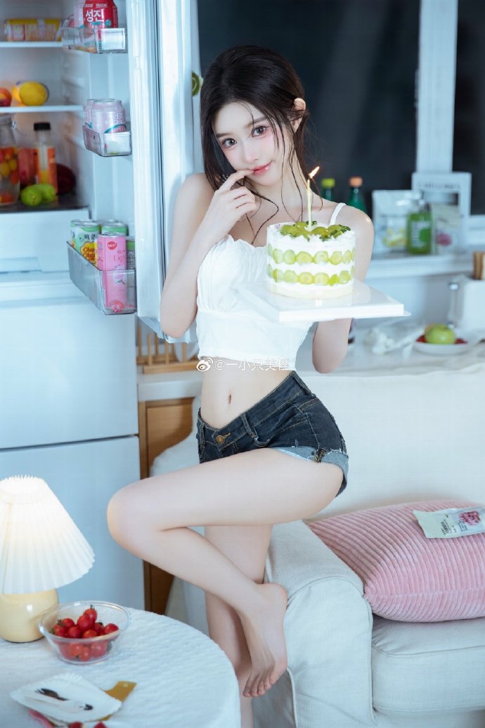 饥饿游戏 封面